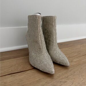 NWOB | Gianni Bini | AnninaTwo leopard print rhinestone-embellished stiletto